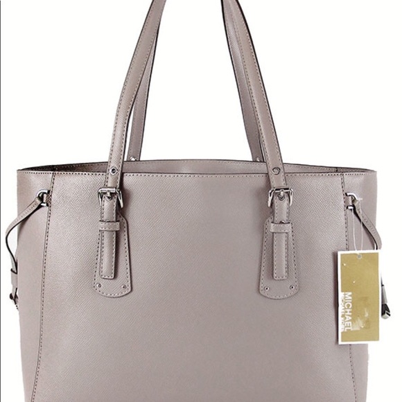 Michael Kors Bag - Picture 3 of 5